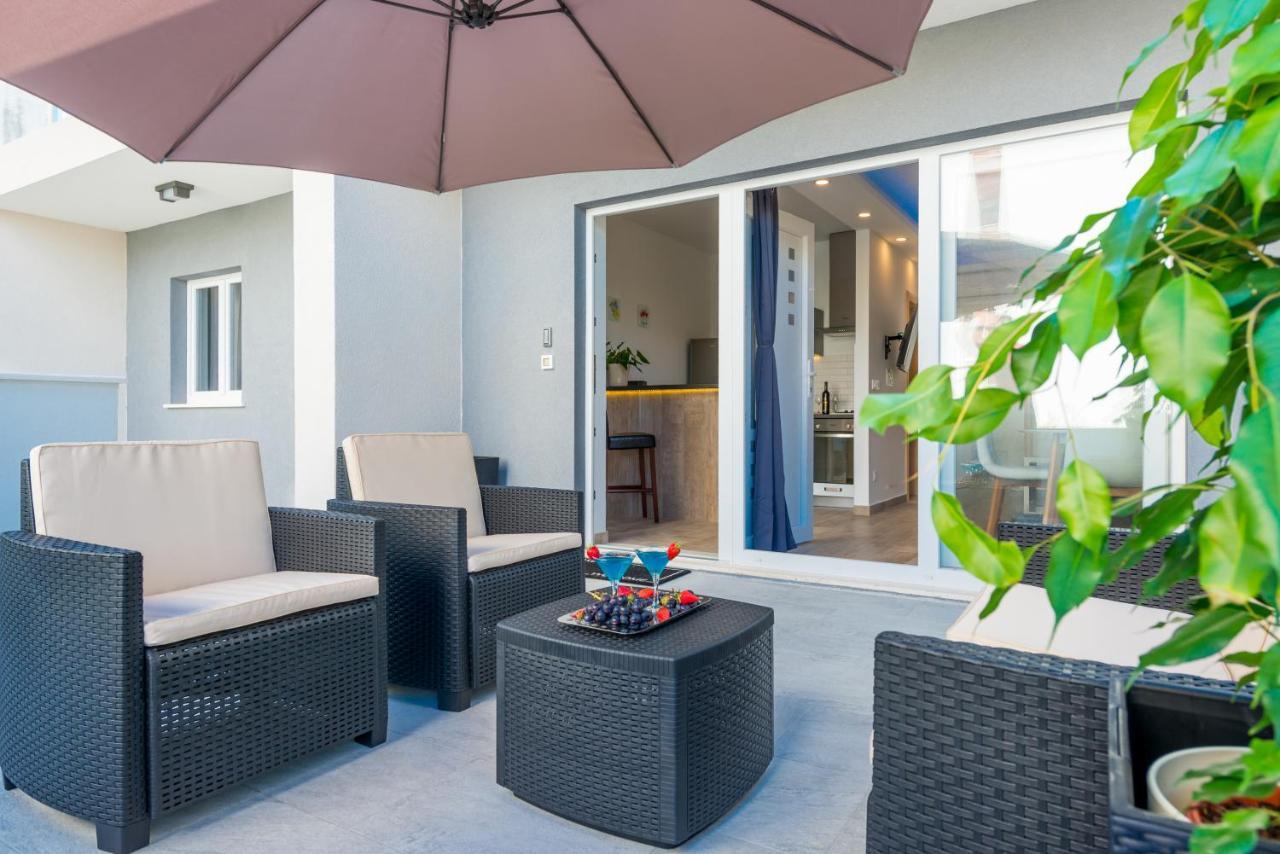Apartments Helen ดูบรอฟนิก ภายนอก รูปภาพ